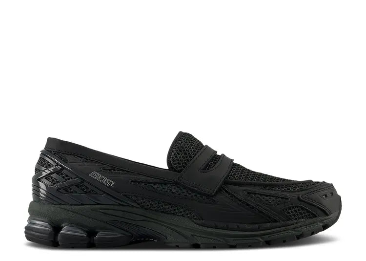 New Balance 1906 Loafer Black