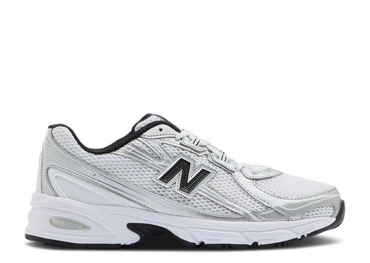 New Balance 740 Metallic Black