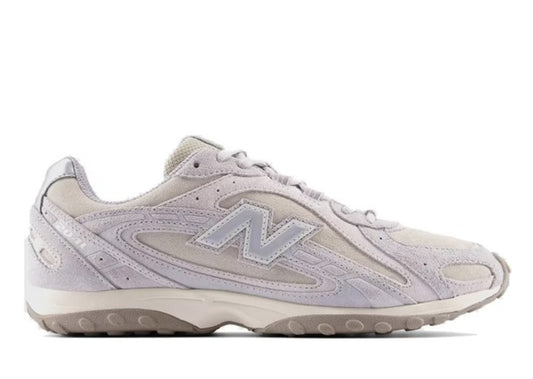 New Balance 204L Grey