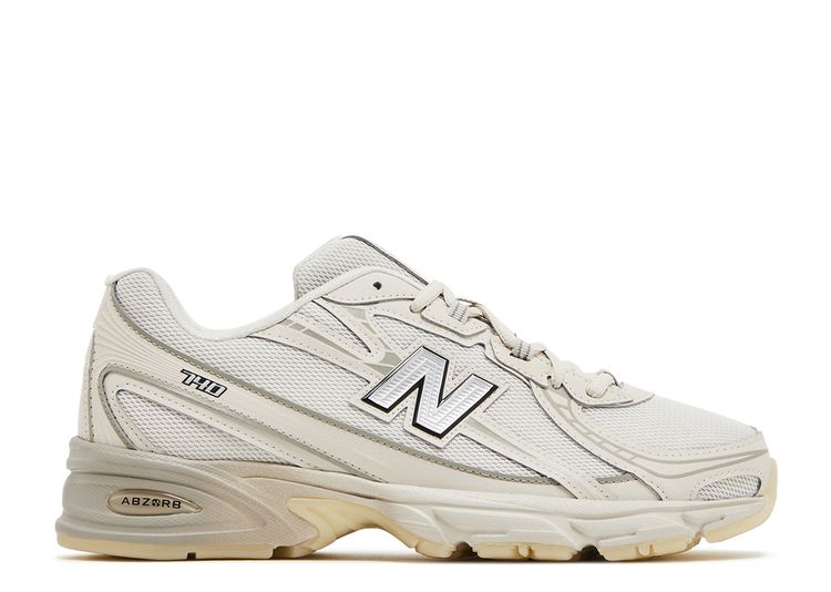 New Balance 740 Ivory